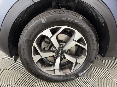 Used 2020 Kia Sportage LX AWD/4WD image 11