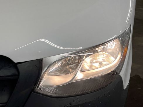 Used 2024 Mercedes-Benz Sprinter 2500 image 12