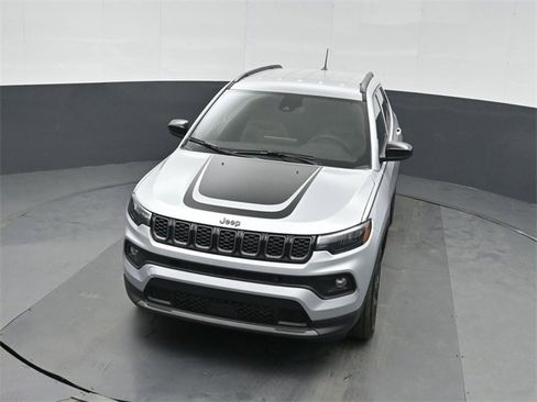 New 2026 Jeep Compass Latitude image 35