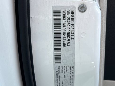Used 2022 Chrysler Voyager LX FWD image 41