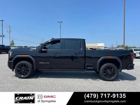 Used 2024 GMC Sierra 2500 AT4 w/ AT4 Premium Plus Package AWD/4WD image 4
