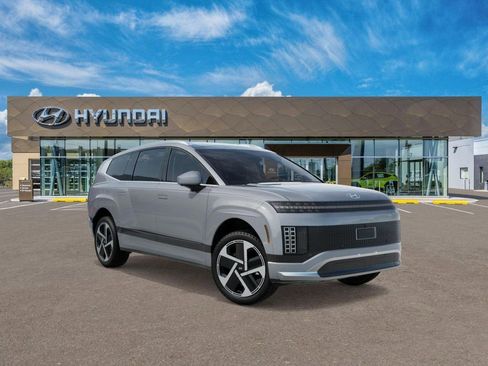 New 2026 Hyundai Ioniq 9 Calligraphy AWD/4WD image 2
