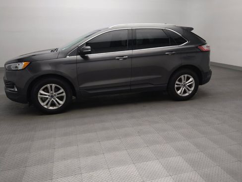 Used 2019 Ford Edge SEL w/ Equipment Group 201A FWD image 2