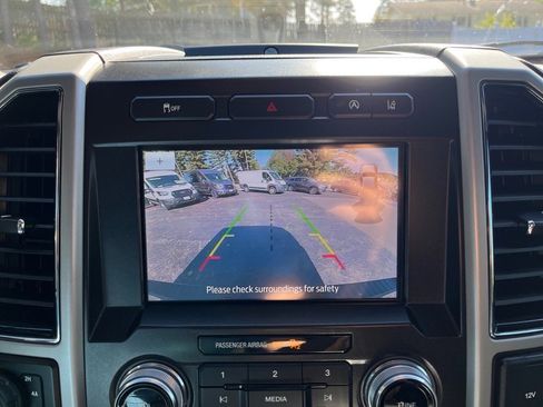 Used 2020 Ford F150 Lariat w/ Equipment Group 502A Luxury image 27