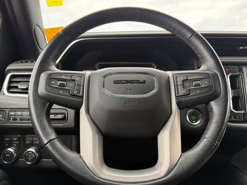 Used 2021 GMC Yukon Denali w/ LPO, Illumination Package image 22