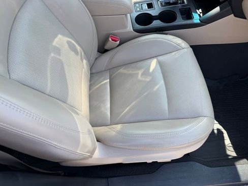 Used 2019 Subaru Outback 2.5i Limited image 18