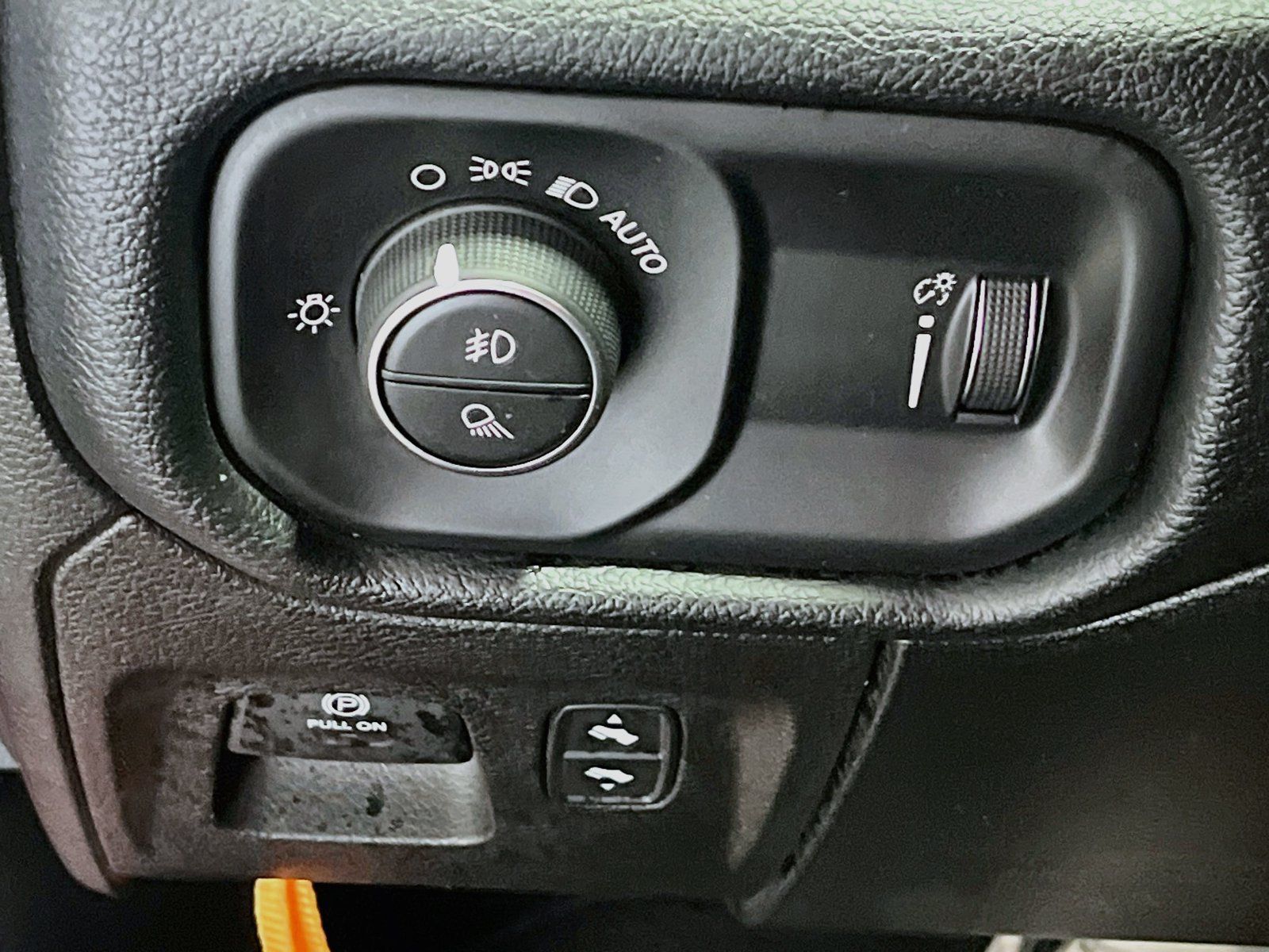 Used 2021 RAM 1500 Big Horn AWD/4WD image 10