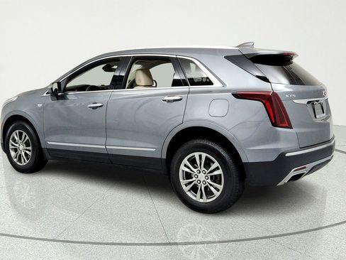 Used 2021 Cadillac XT5 Premium Luxury w/ LPO, Floor Liner Package FWD image 3
