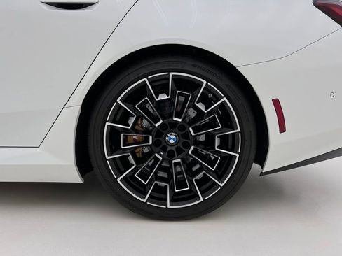 Used 2025 BMW M5 Touring w/ M Driver's Package image 33