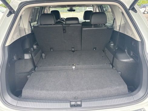 Used 2024 Volkswagen Tiguan Wolfsburg Edition FWD image 12