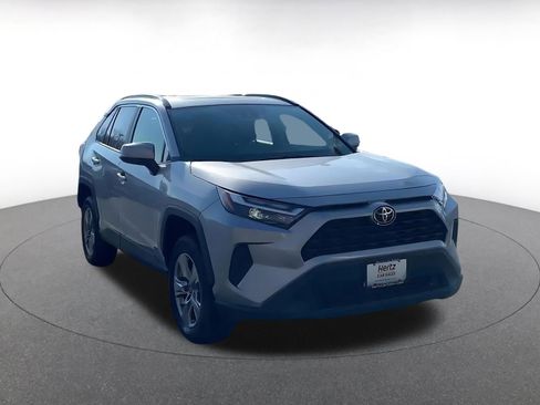Used 2025 Toyota RAV4 XLE image 3