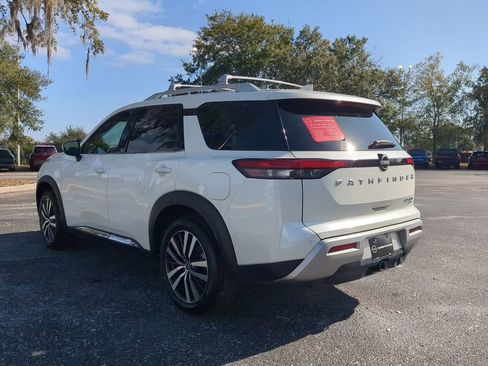 Certified 2023 Nissan Pathfinder Platinum w/ Cargo Package image 5