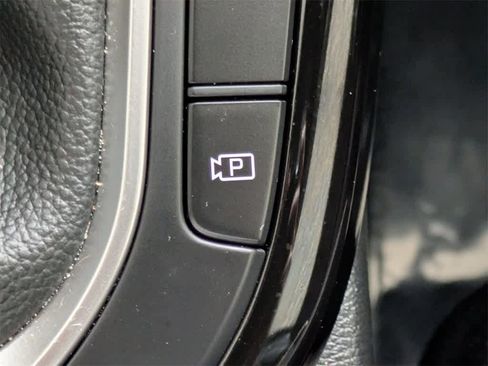 Used 2022 Kia Forte GT-Line w/ GT-Line Premium Package image 26