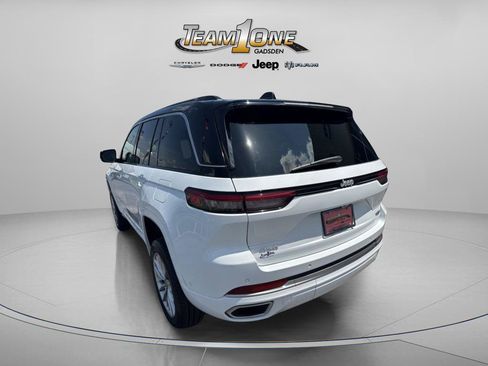 Used 2025 Jeep Grand Cherokee Summit AWD/4WD image 6