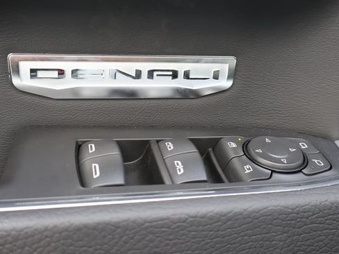 New 2026 GMC Sierra 1500 Denali w/ Denali Reserve Package AWD/4WD image 14