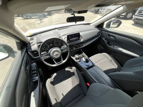 Used 2024 Nissan Rogue S AWD/4WD image 16