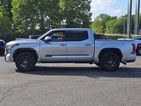 Used 2022 Toyota Tundra Platinum w/ Advanced Package AWD/4WD image 3