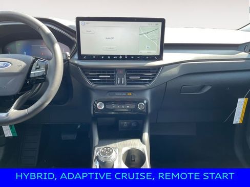New 2024 Ford Escape SE FWD image 11