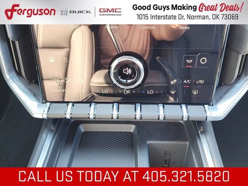 New 2026 GMC Acadia Elevation w/ Black Edition FWD image 30