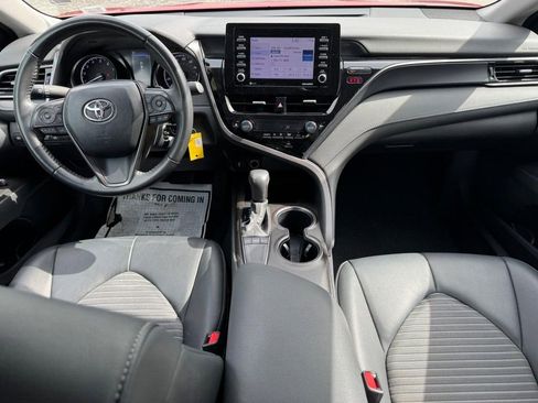 Used 2024 Toyota Camry SE FWD image 15