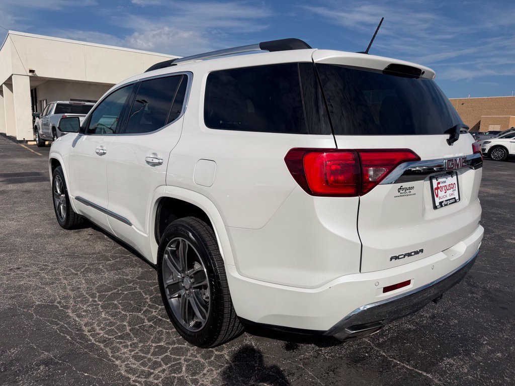 Used 2019 GMC Acadia Denali w/ Technology Package AWD/4WD image 14
