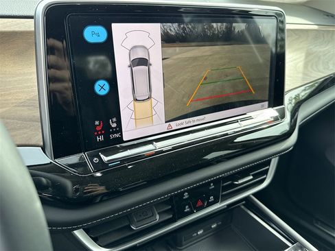 New 2026 Volkswagen Atlas SE image 19