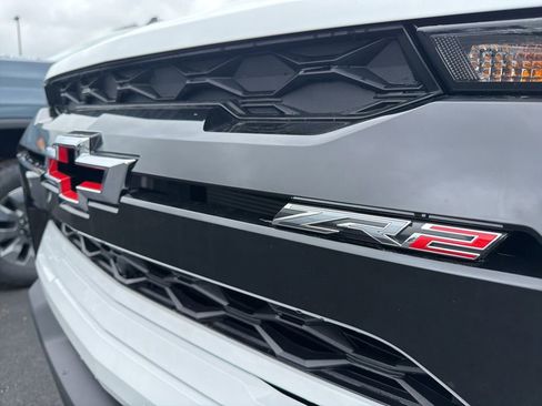 New 2026 Chevrolet Colorado ZR2 AWD/4WD image 13