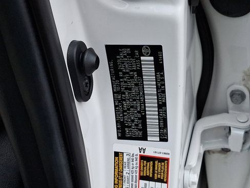 Used 2021 Toyota Avalon XLE image 28