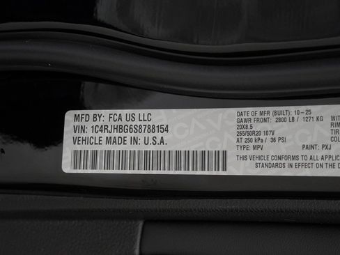 New 2025 Jeep Grand Cherokee Limited w/ Trailer Tow Package image 40