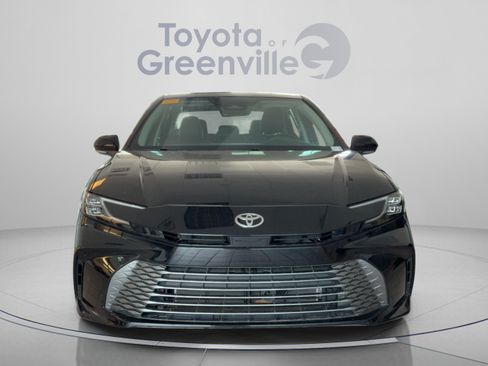 Certified 2025 Toyota Camry XLE FWD image 9