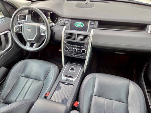Used 2017 Land Rover Discovery Sport HSE AWD/4WD image 28