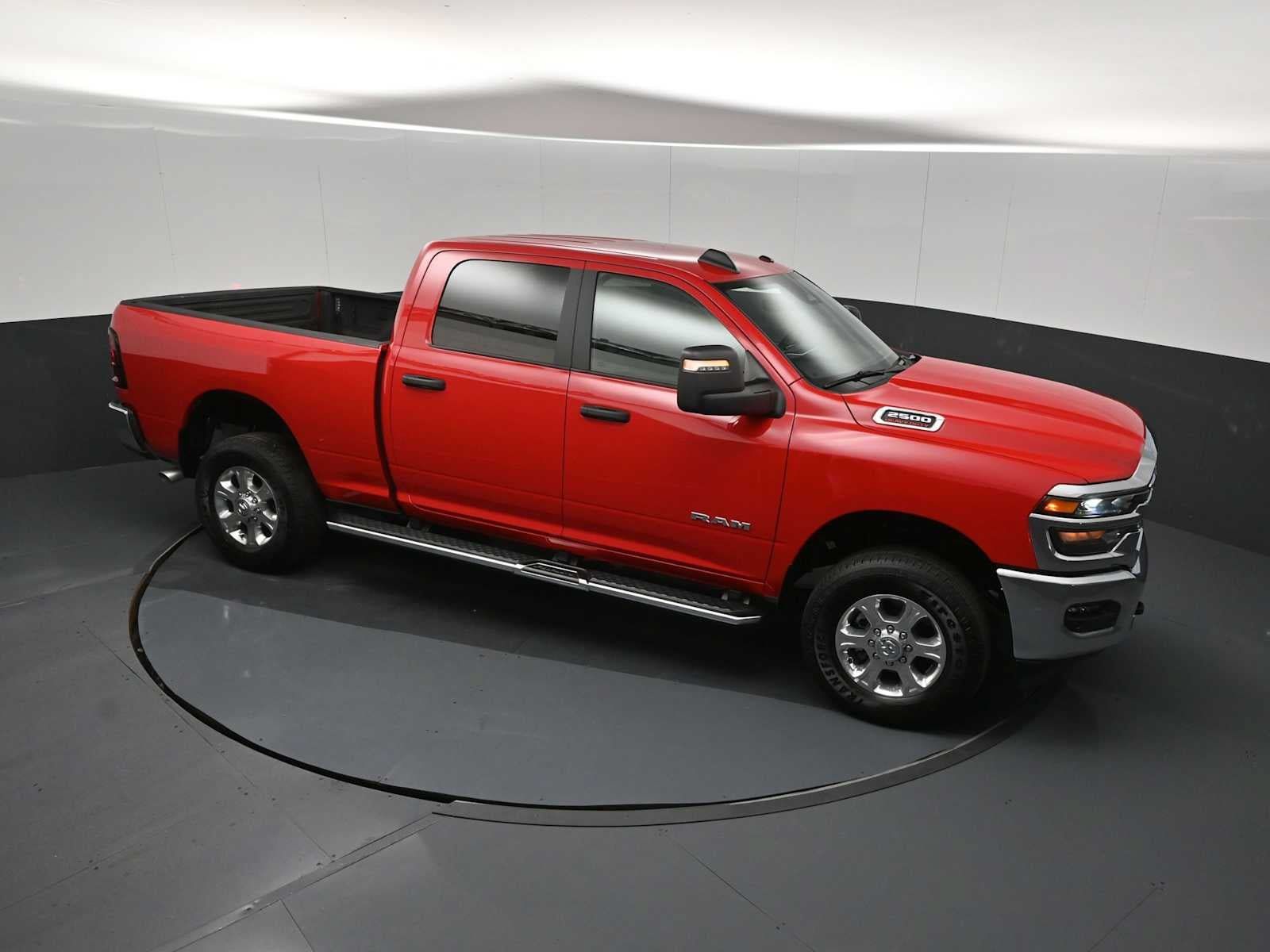 Used 2026 RAM 2500 Big Horn AWD/4WD image 9