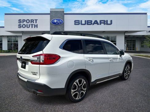 Used 2023 Subaru Ascent Limited w/ Technology Package AWD/4WD image 3