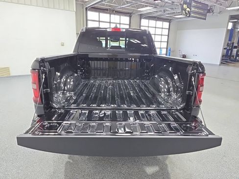 New 2026 RAM 1500 4x4 Crew Cab image 39