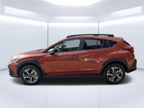 Certified 2024 Subaru Crosstrek 2.0i Premium image 7