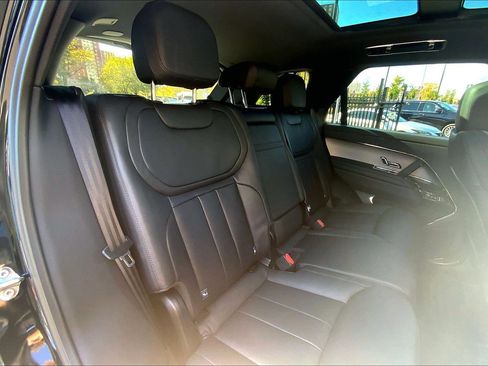 Used 2025 Land Rover Range Rover Sport image 19
