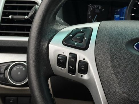 Used 2014 Ford Explorer XLT w/ Equipment Group 202A image 13