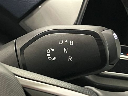 New 2025 Volkswagen ID.4 Pro S AWD/4WD image 17
