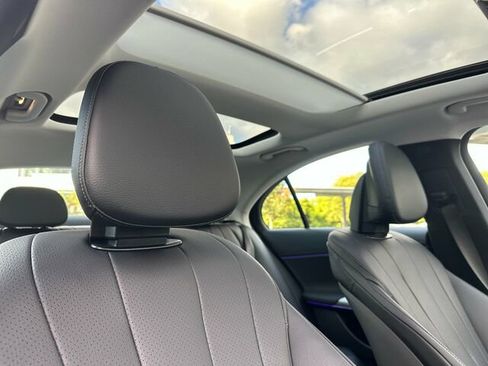 Used 2025 Mercedes-Benz E 350 Sedan image 20