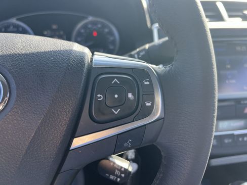 Used 2017 Toyota Camry XLE image 20