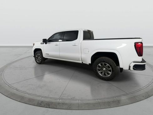 Used 2024 GMC Sierra 1500 AT4 w/ Technology Package AWD/4WD image 6