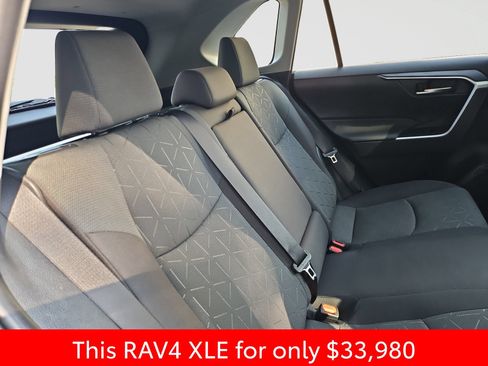 Used 2025 Toyota RAV4 XLE FWD image 45