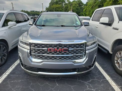 Used 2020 GMC Acadia Denali w/ Technology Package FWD image 2