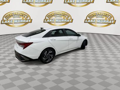 Used 2025 Hyundai Elantra Limited