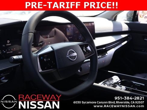 New 2025 Nissan Murano SV image 13