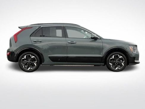 Certified 2023 Kia Niro Wave w/ Wave Preserve Package image 19