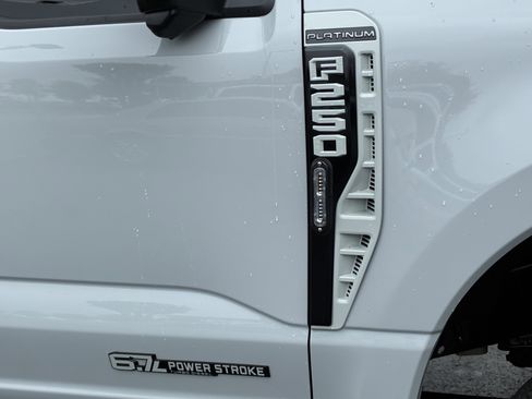 Used 2026 Ford F250 Platinum AWD/4WD image 45