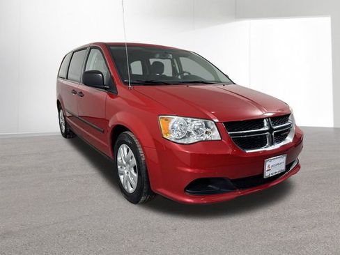 Used 2014 Dodge Grand Caravan American Value Package w/ UConnect Hands-Free Group image 3
