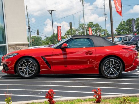 Used 2021 BMW Z4 sDrive30i w/ Convenience Package RWD image 22
