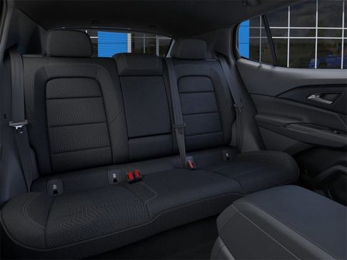 New 2026 Chevrolet Equinox EV LT image 17